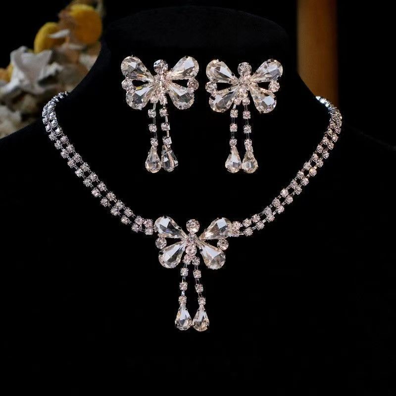 Collier à Franges Long avec Ensemble de Boucles d'Oreilles Deux-Pièces