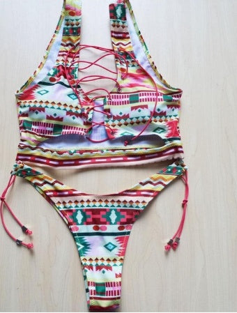 Bikini Ananas Pour Femmes aux Poitrines Généreuses