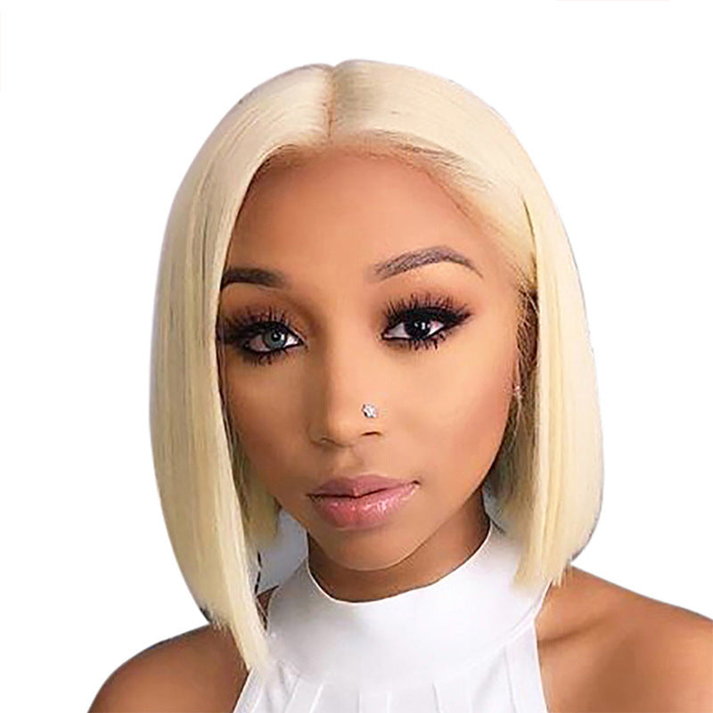 Perruque courte droite blonde