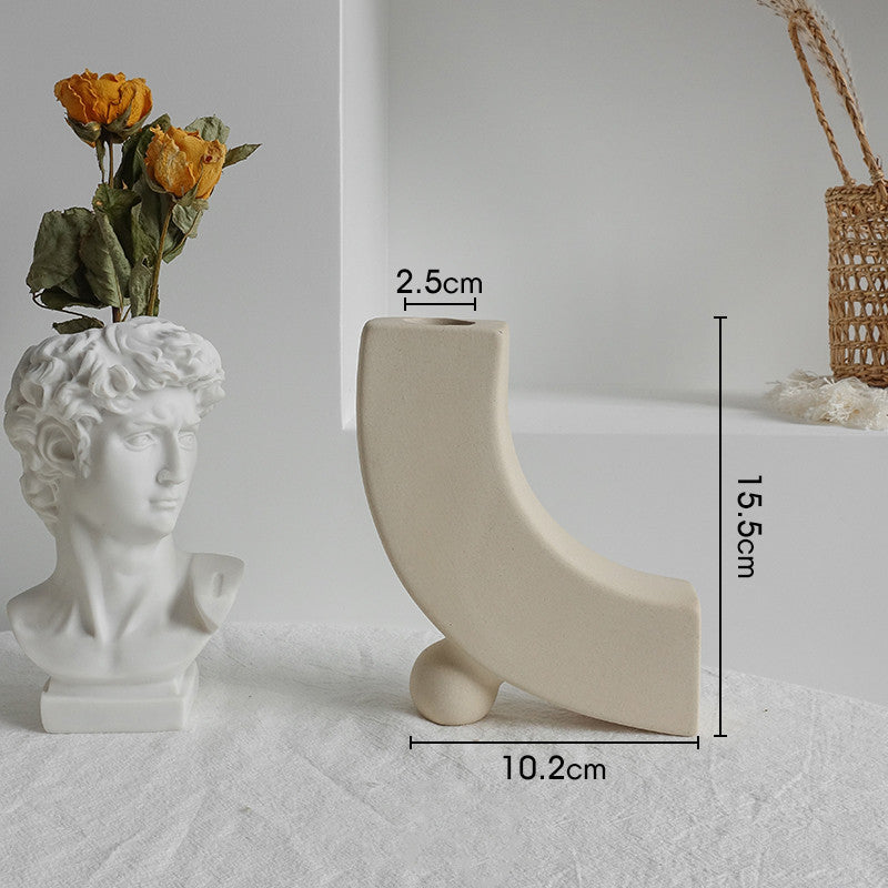 Vase en céramique simple pour décoration intérieure - Arrangement de fleurs sèches