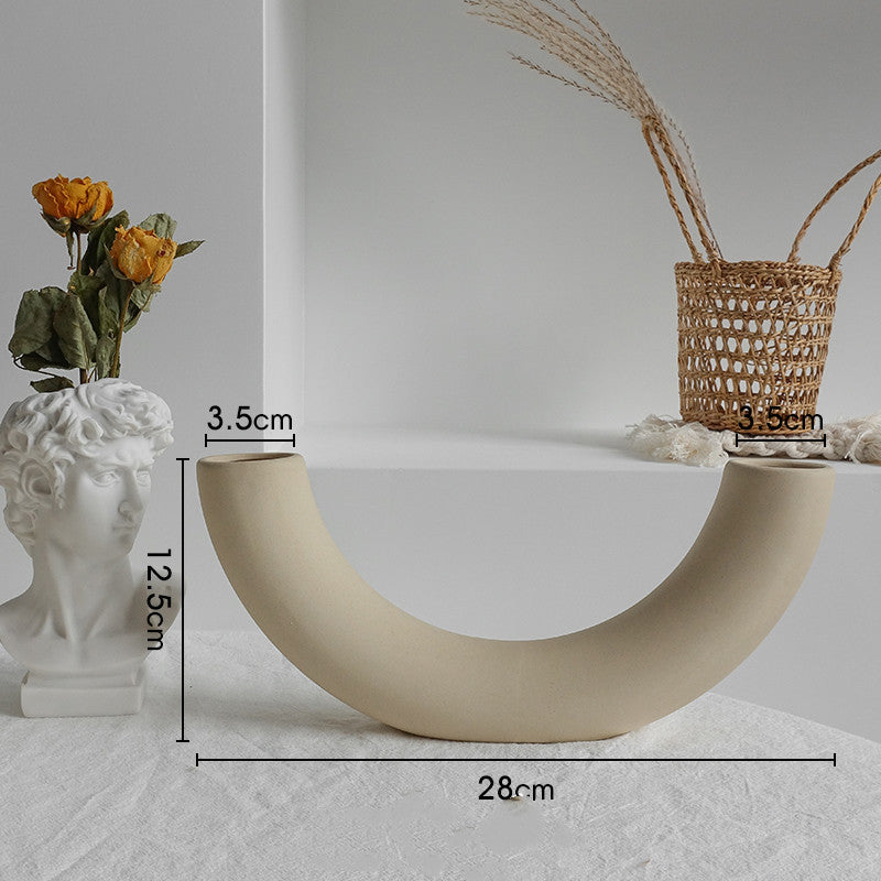 Vase en céramique simple pour décoration intérieure - Arrangement de fleurs sèches