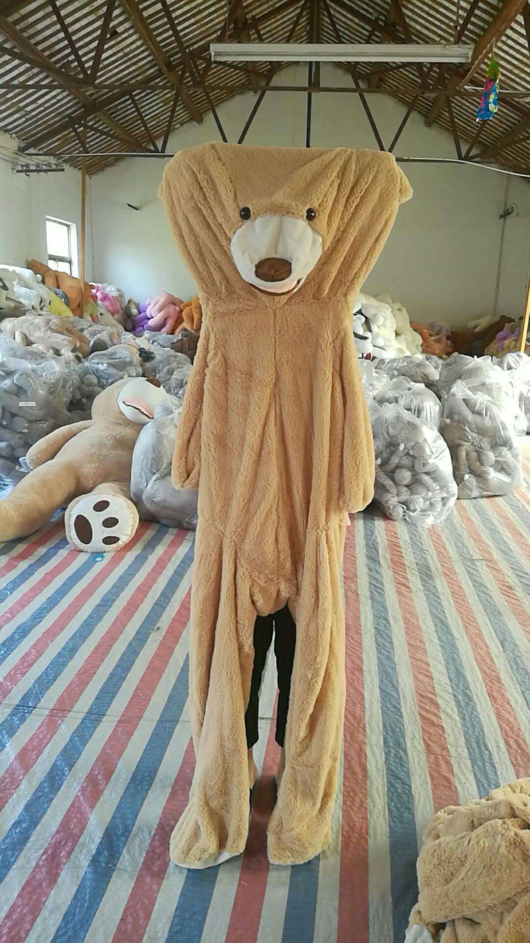 Gros ours en peluche géant - Jouet doux en cuir