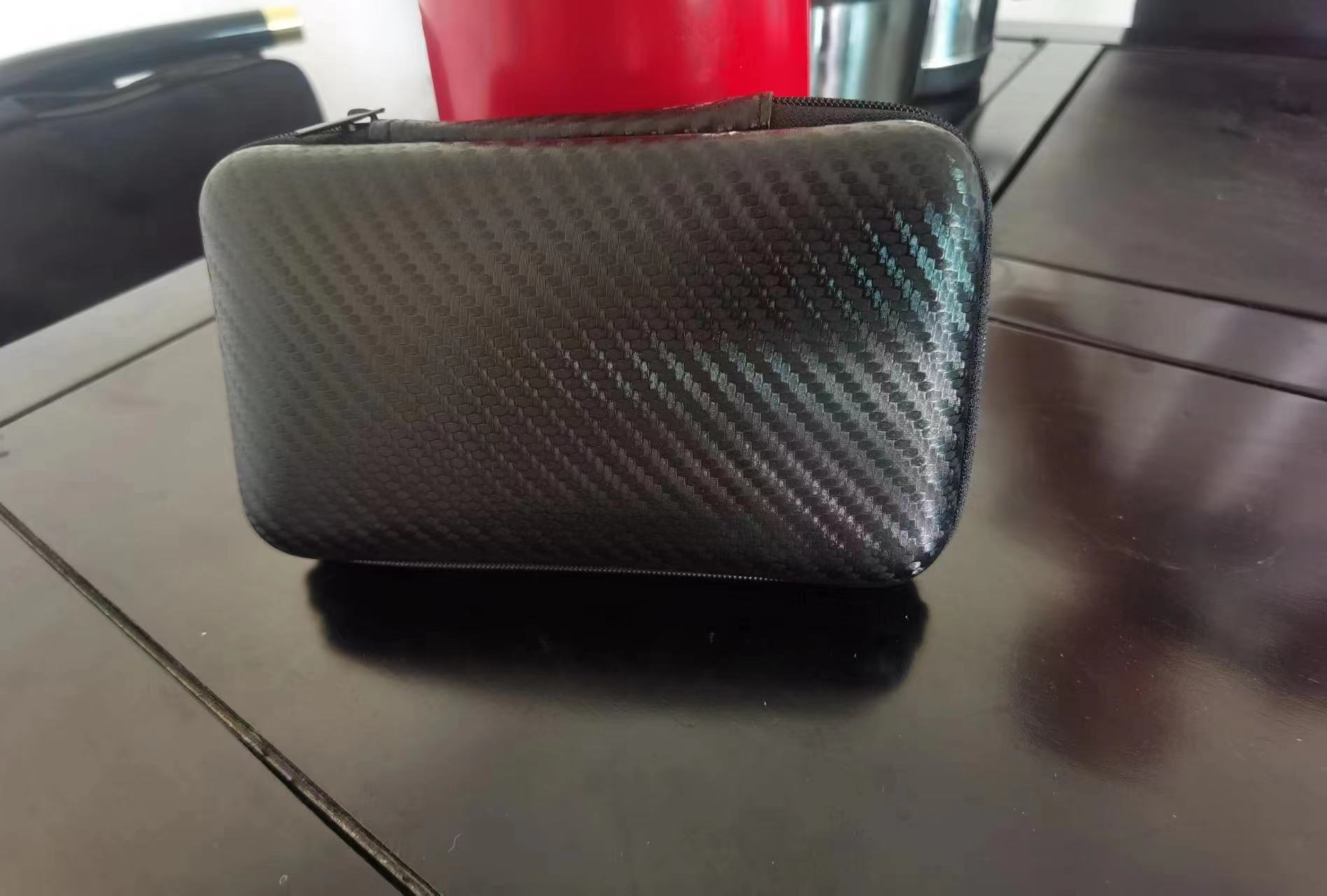 Étui de rangement pour écouteurs mobiles