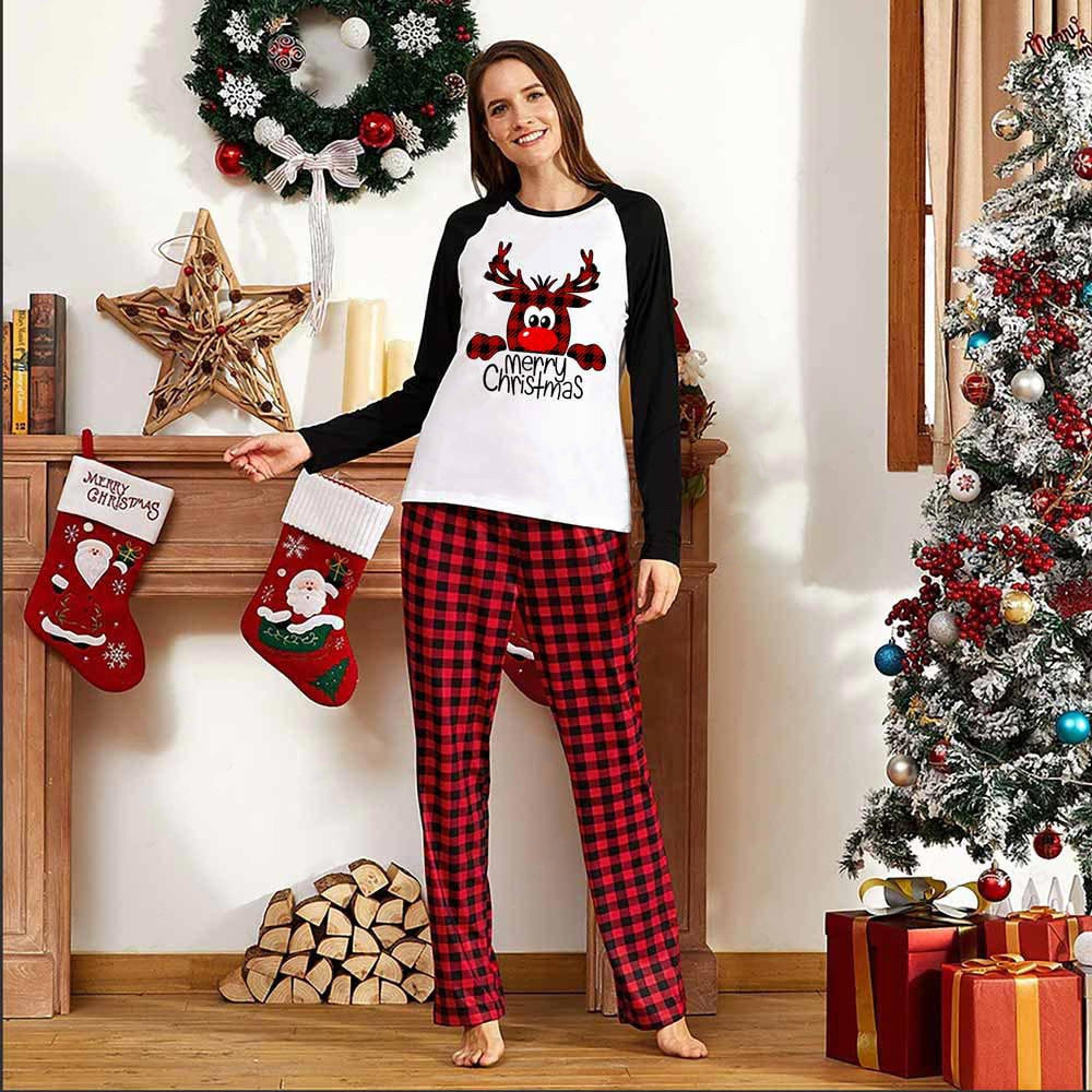 Pyjamas de Noël assortis pour toute la famille