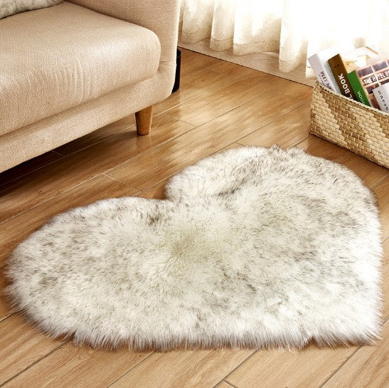 Tapis en Forme de Coeur Plush Antidérapant - Tapis Fluffy pour Salon