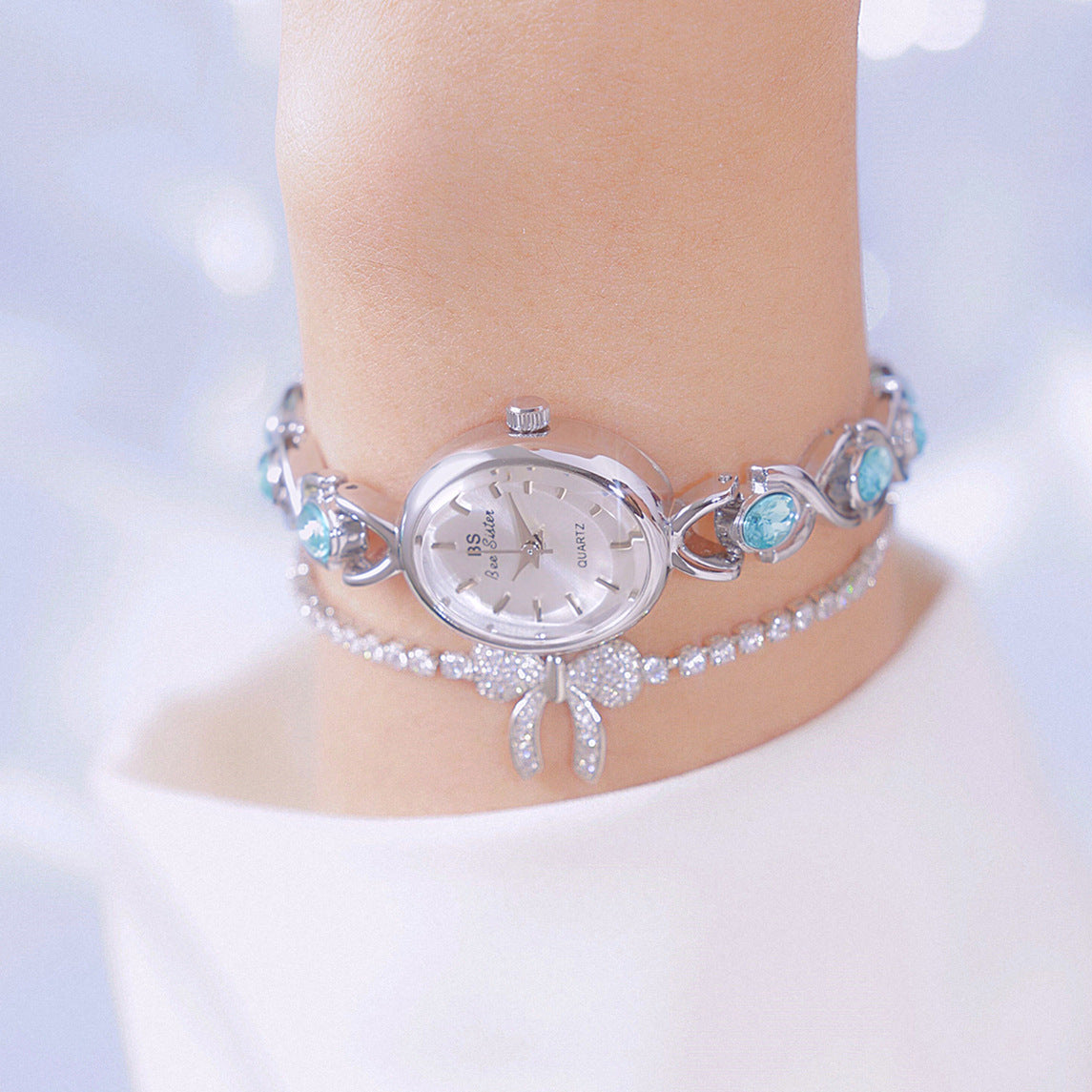 Montre de luxe légère Oval Ice Crushing Glacier Sapphire