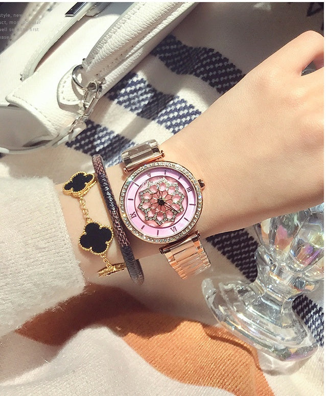 Montre de mode pour dames avec quartz, diamants et étanchéité en acier
