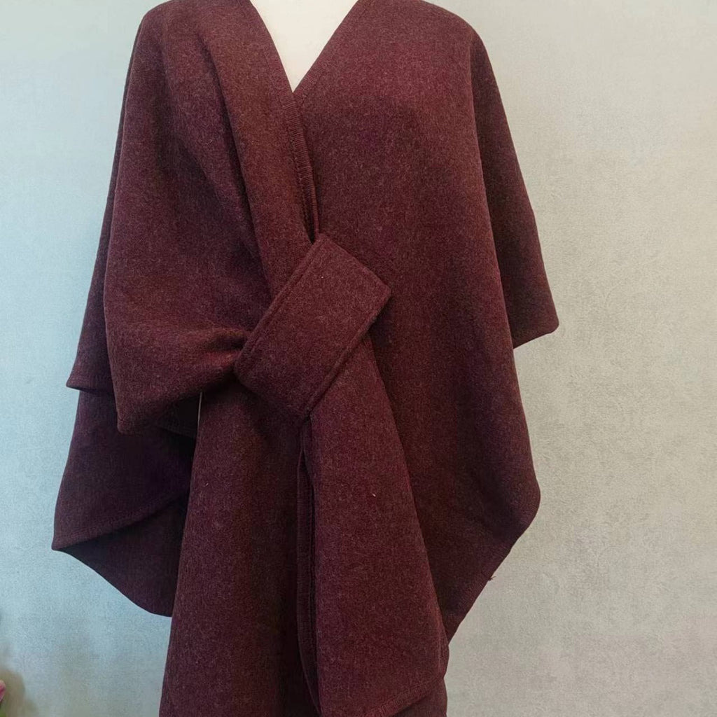 Cardigan Cape et Châle à Col en Fourrure avec Pompon