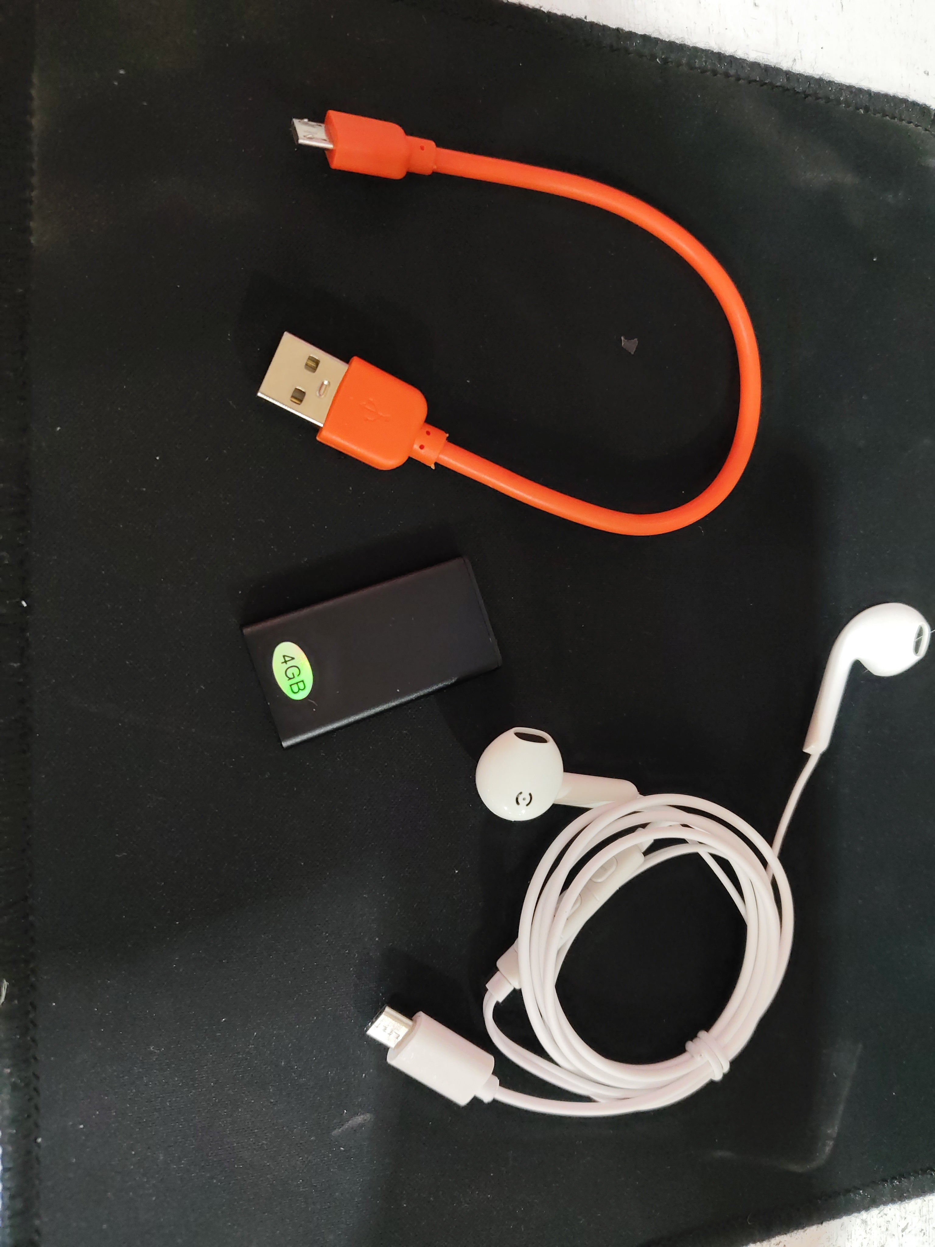 Stylo Enregistreur Intelligent HD avec Réduction de Bruit et Contrôle Vocal