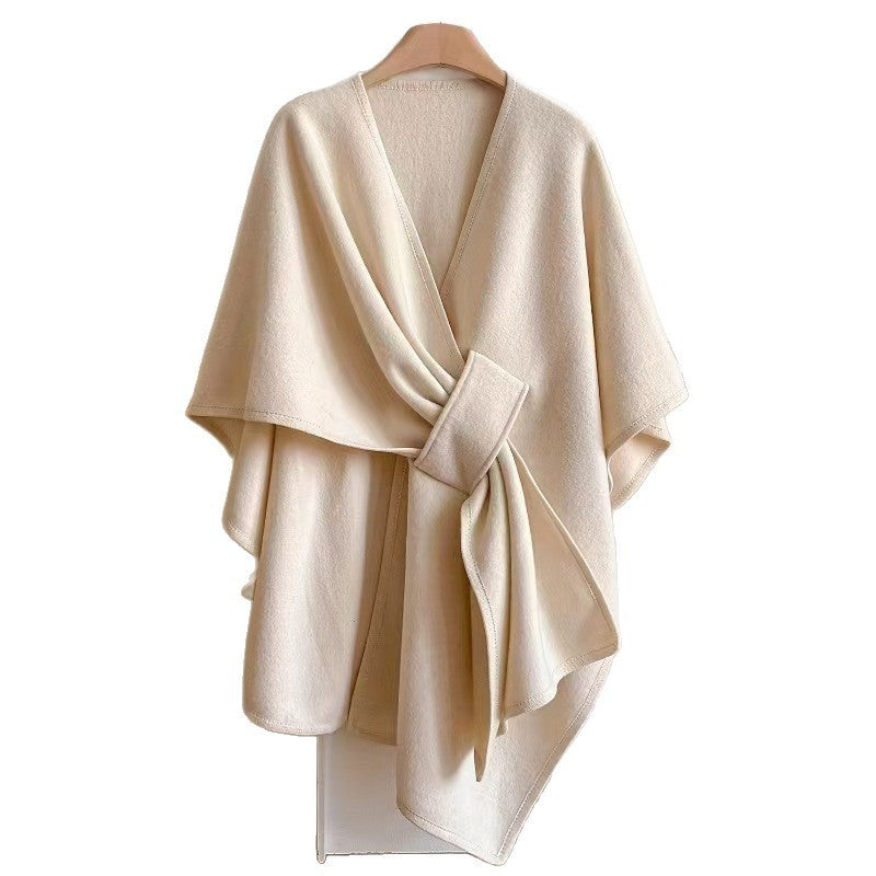 Cardigan Cape et Châle à Col en Fourrure avec Pompon