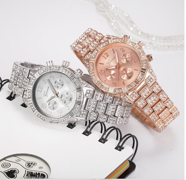 Montre Femme Analogique en Quartz avec Cristaux - Luxe et Élégance