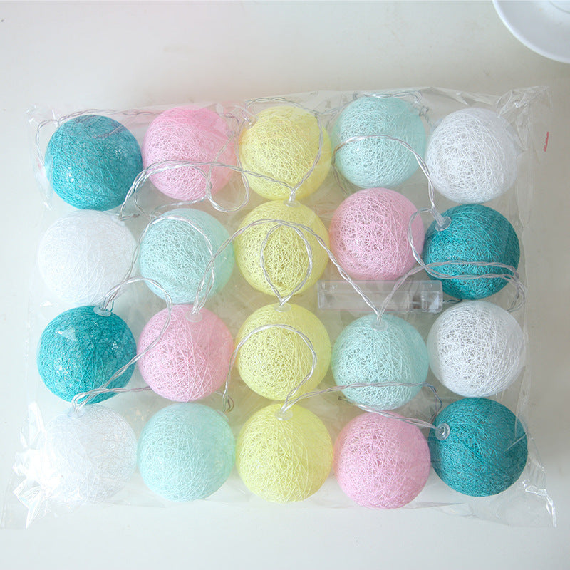 Guirlande Lumineuse en Boules de Coton LED
