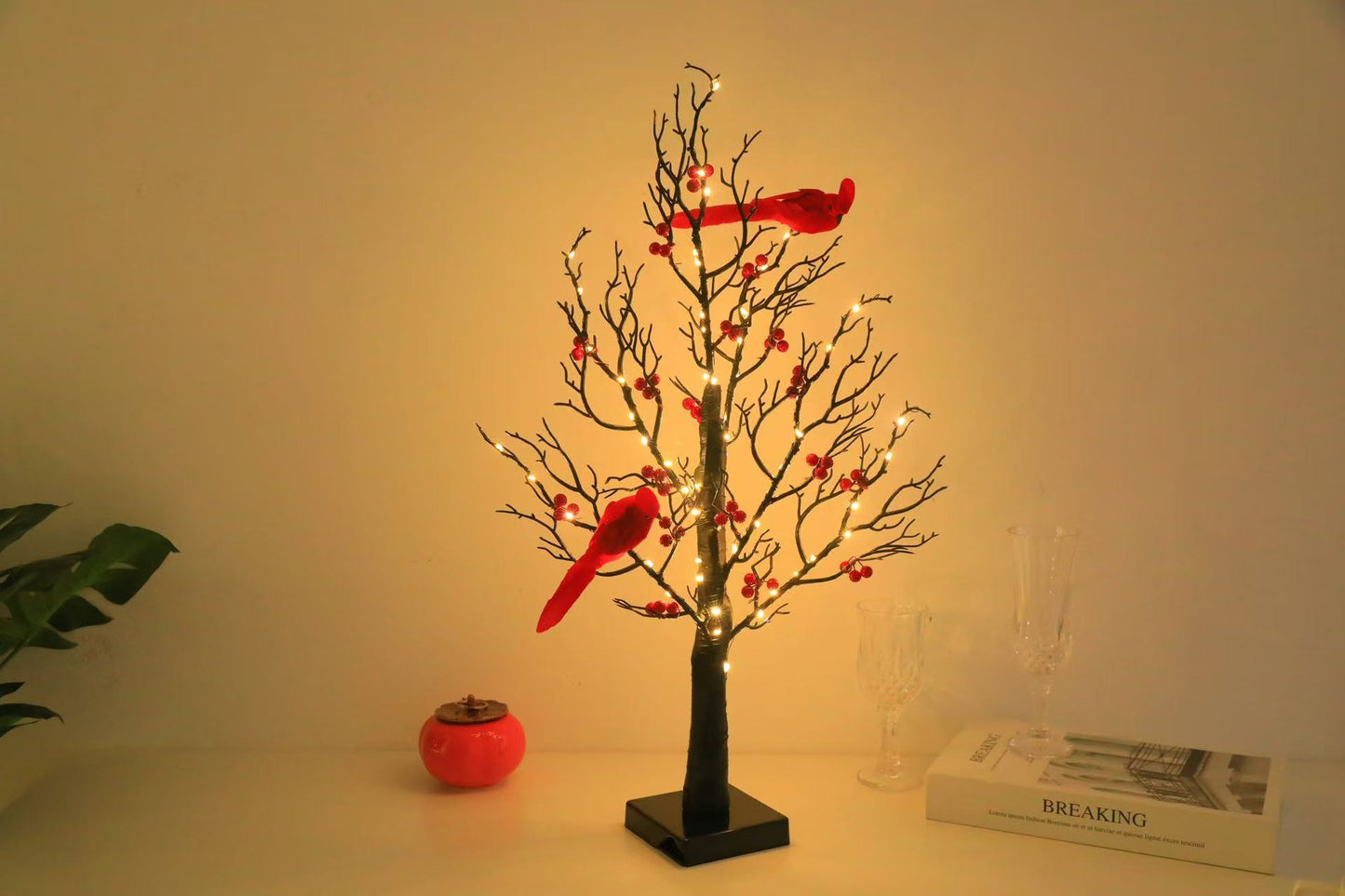 Lampe Décorative Arbre Enroulé Oiseau Rouge Lumineux pour Ambiance de Fête