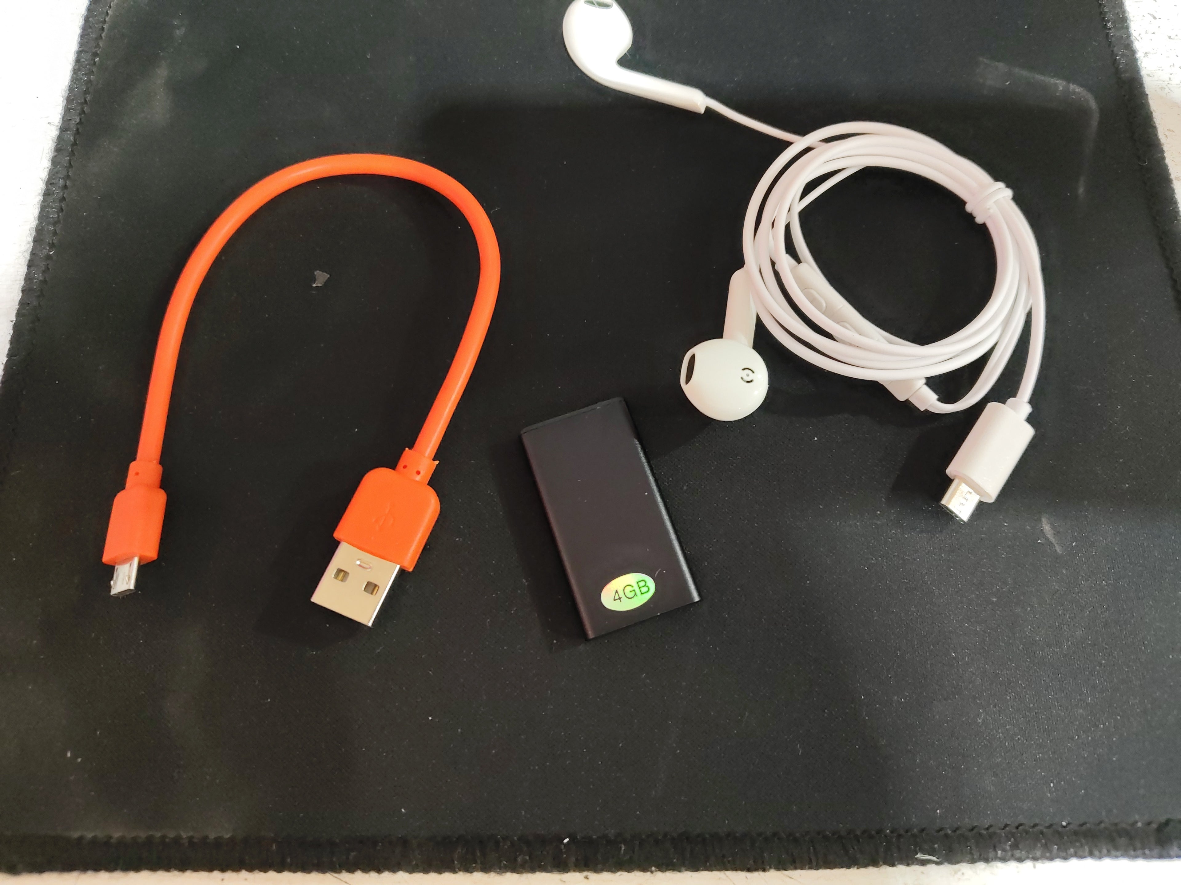 Stylo Enregistreur Intelligent HD avec Réduction de Bruit et Contrôle Vocal