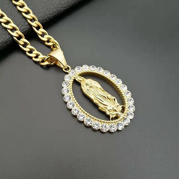 Pendentif Vierge Marie en Acier Inoxydable Doré et Diamanté