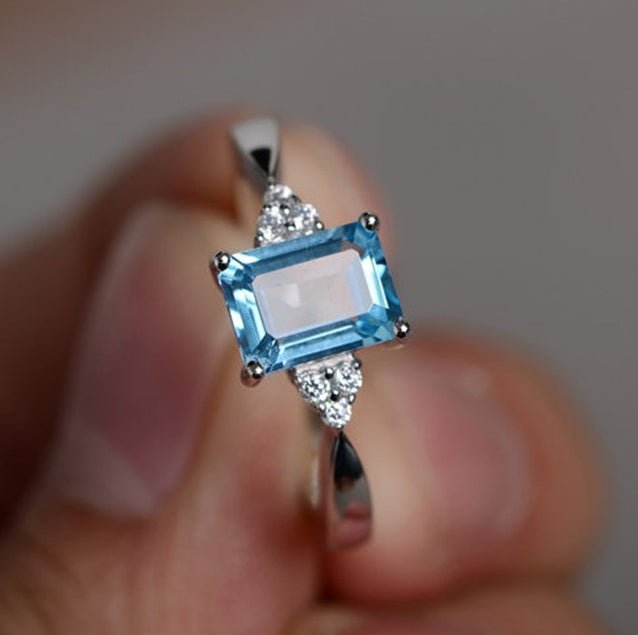 Bague en diamant carrée colorée avec gemmes arc - en - ciel - Allomarc.com