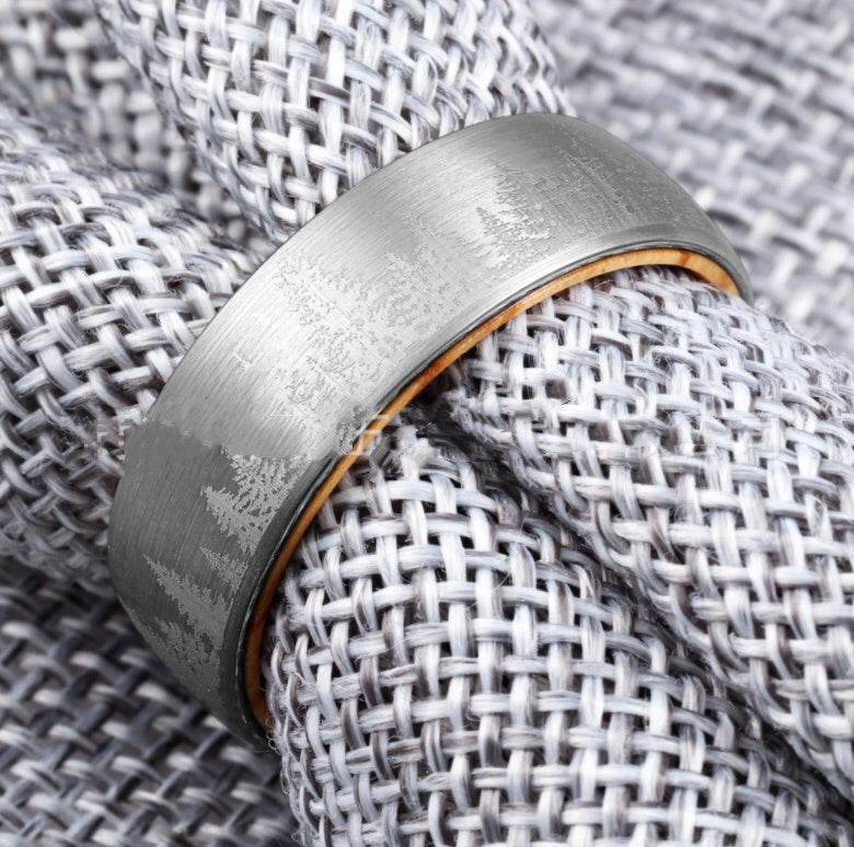 Bague en Tungstène Poli avec Bois de Pin - Allomarc.com