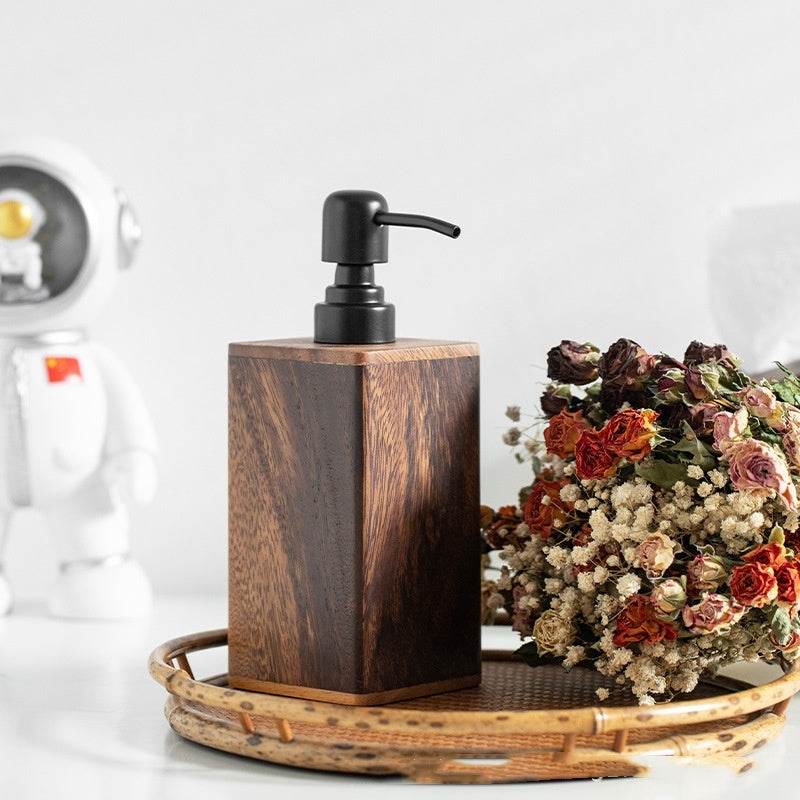 Bouteille de Shampooing en Bois Massif de Noyer - Allomarc.com