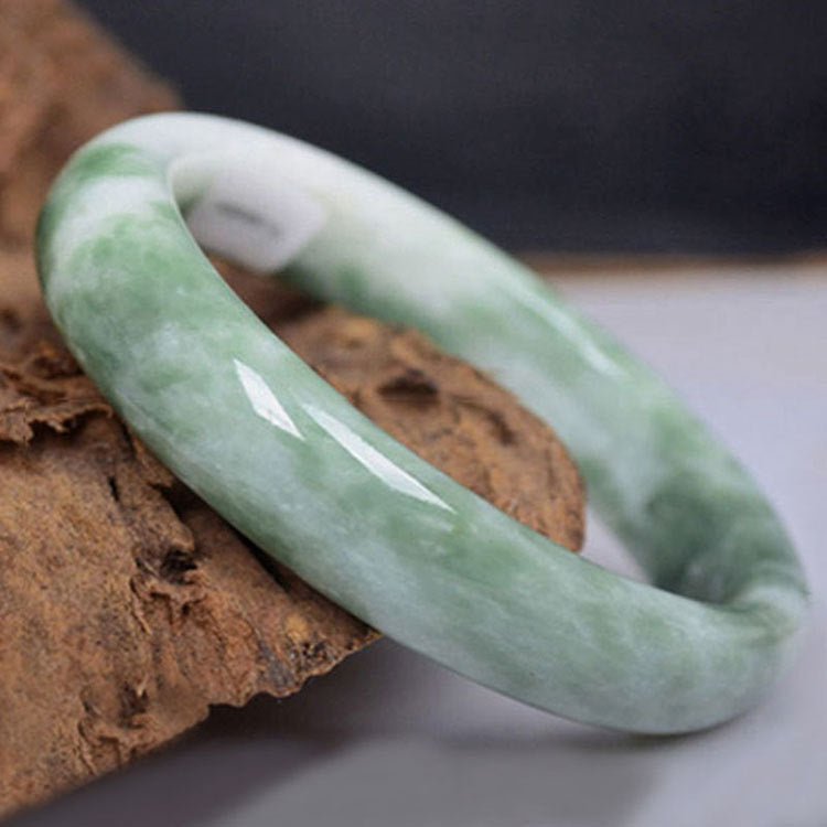 Bracelet flottant en jade vert - Allomarc.com