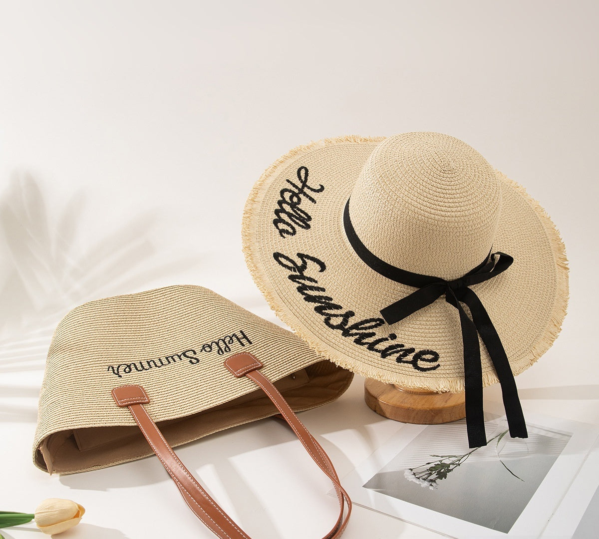Ensemble de Sac et Chapeau en Paille pour Protection Solaire lors de Vacances à la Plage