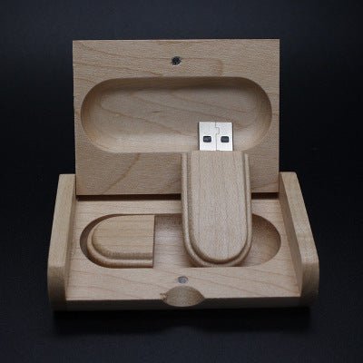 Cadeau d'entreprise personnalisé : clé USB en bois avec logo - Allomarc.com