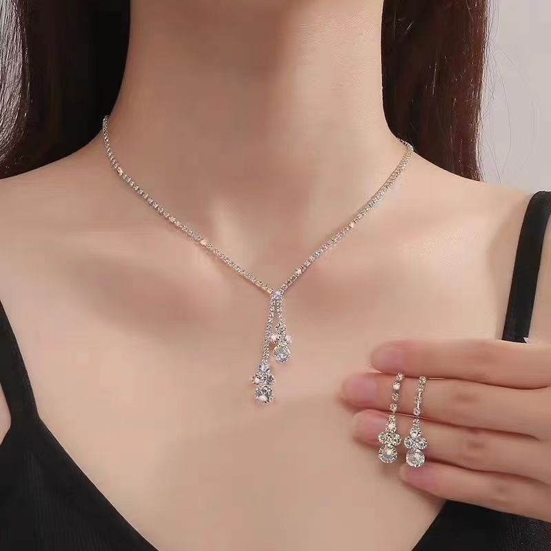 Collier à Franges Long avec Ensemble de Boucles d'Oreilles Deux - Pièces - Allomarc.com