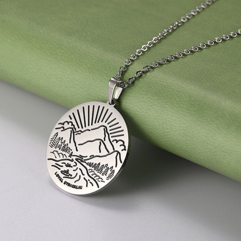 Collier Inspirant Montagne Personnalisé - Simple et Élégant - Allomarc.com