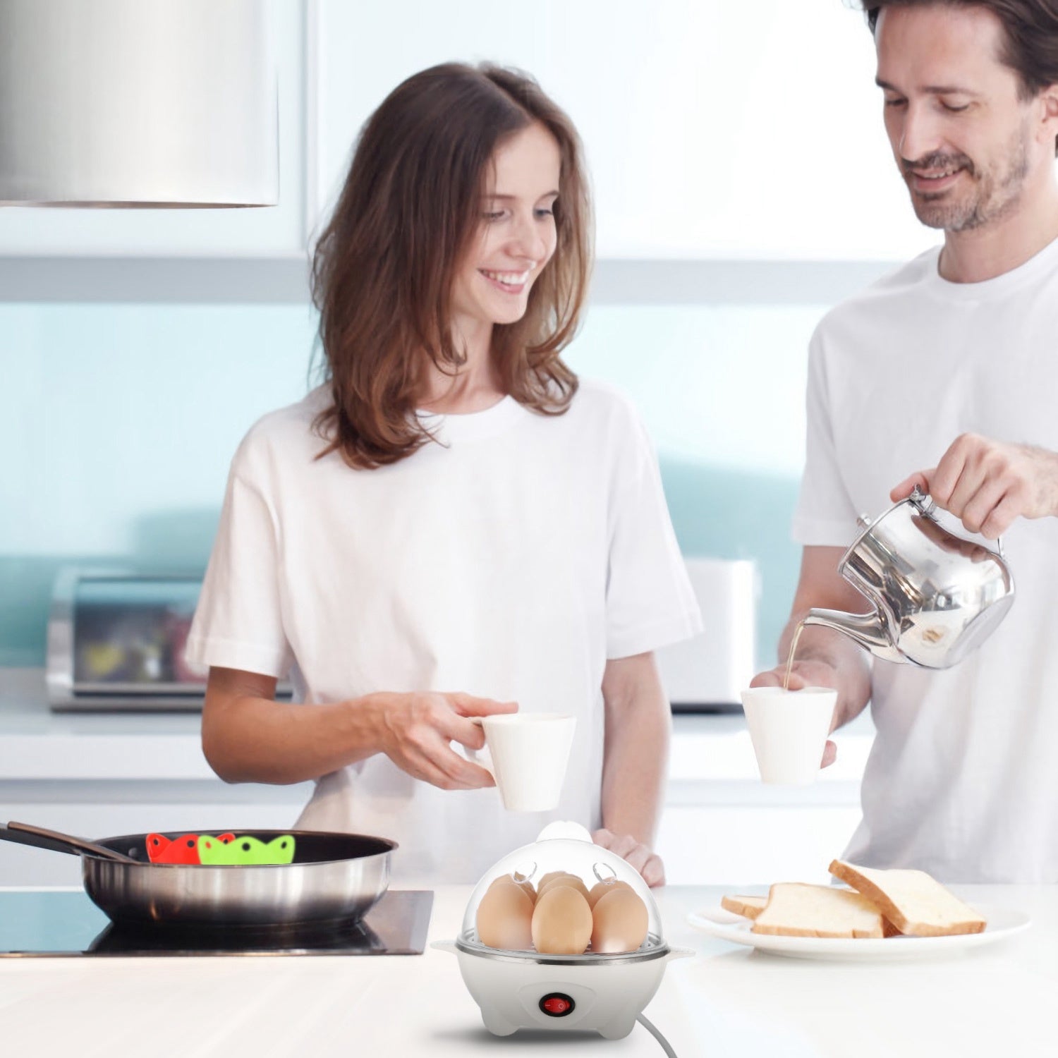 Cuisinier à Oeufs Électrique Capacité 7 - Préparez des Oeufs Durs Parfaitement - Allomarc.com