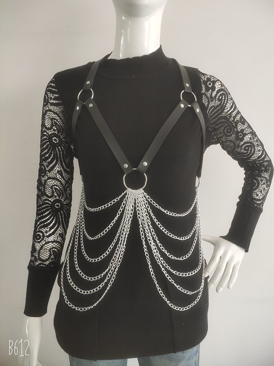 Ceinture en PU Cuir avec Chaîne Métallique