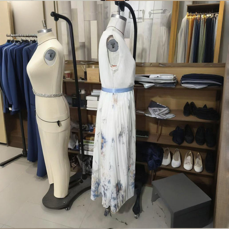 Robe Maxi Femme à Imprimé Floral et Décolleté en V Profond avec Poches - Robe d'Été Flottante