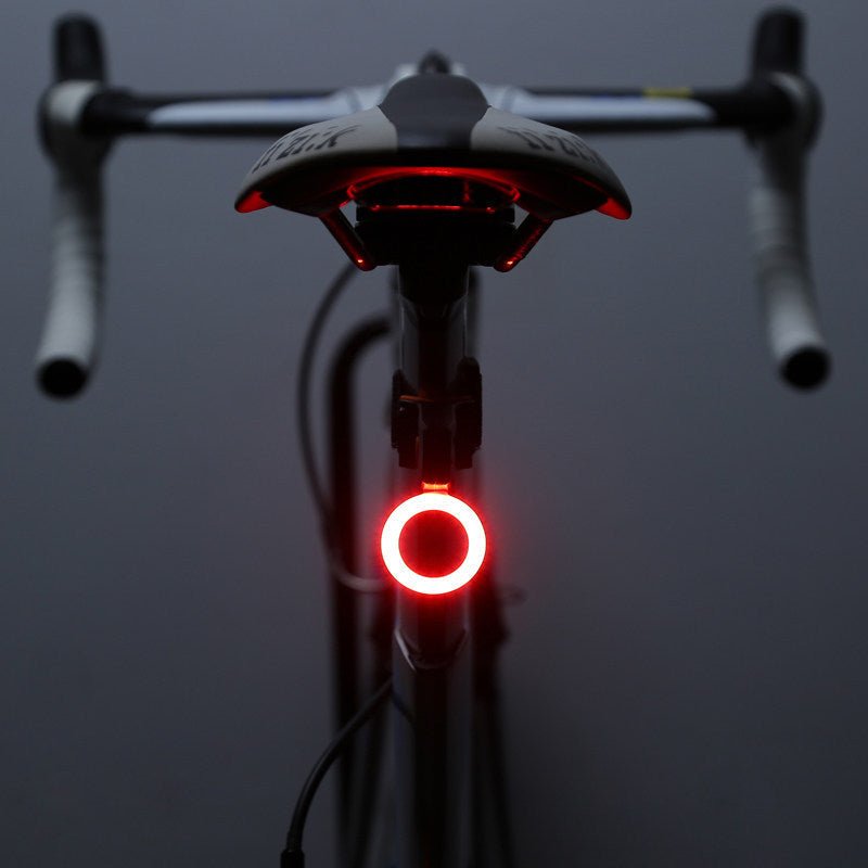 Feu arrière de vélo USB rechargeable - Allomarc.com
