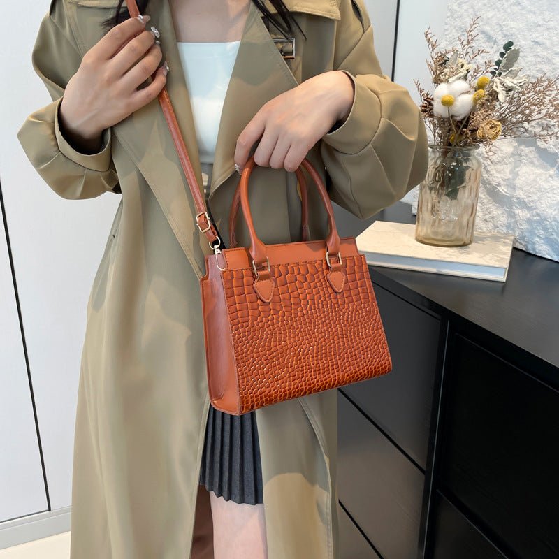 Grand Sac à Main Texturé pour Commuter - Sac Bandoulière Pratique - Allomarc.com