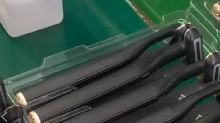 Outil de Massage pour le Visage 5 - en - 1 avec Lumière LED Rouge - Allomarc.com