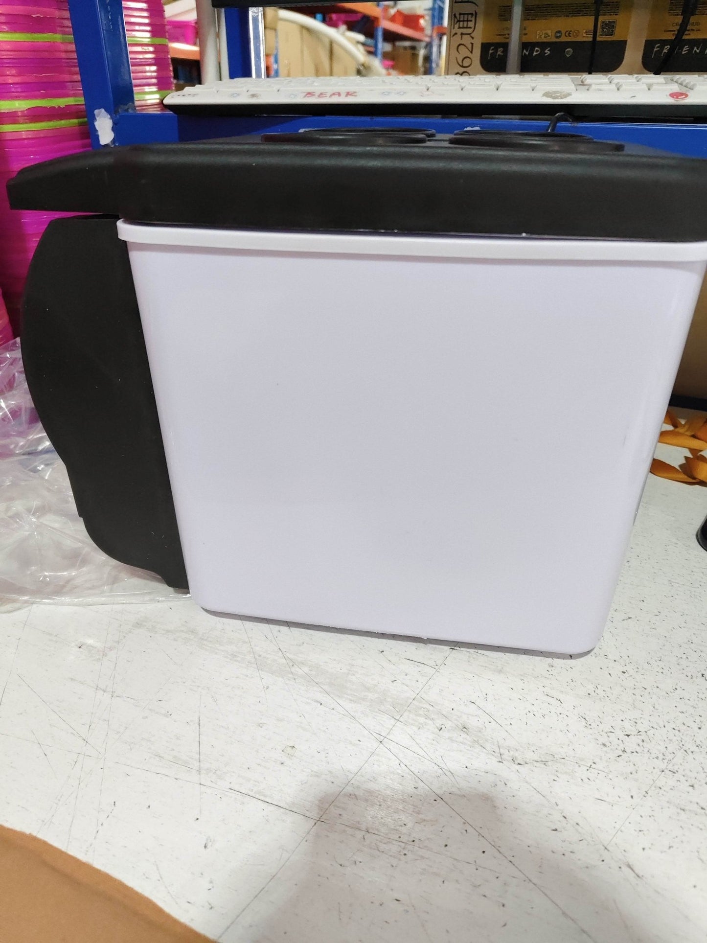 Réfrigérateur Portable Isolé de 6 Litres - Allomarc.com