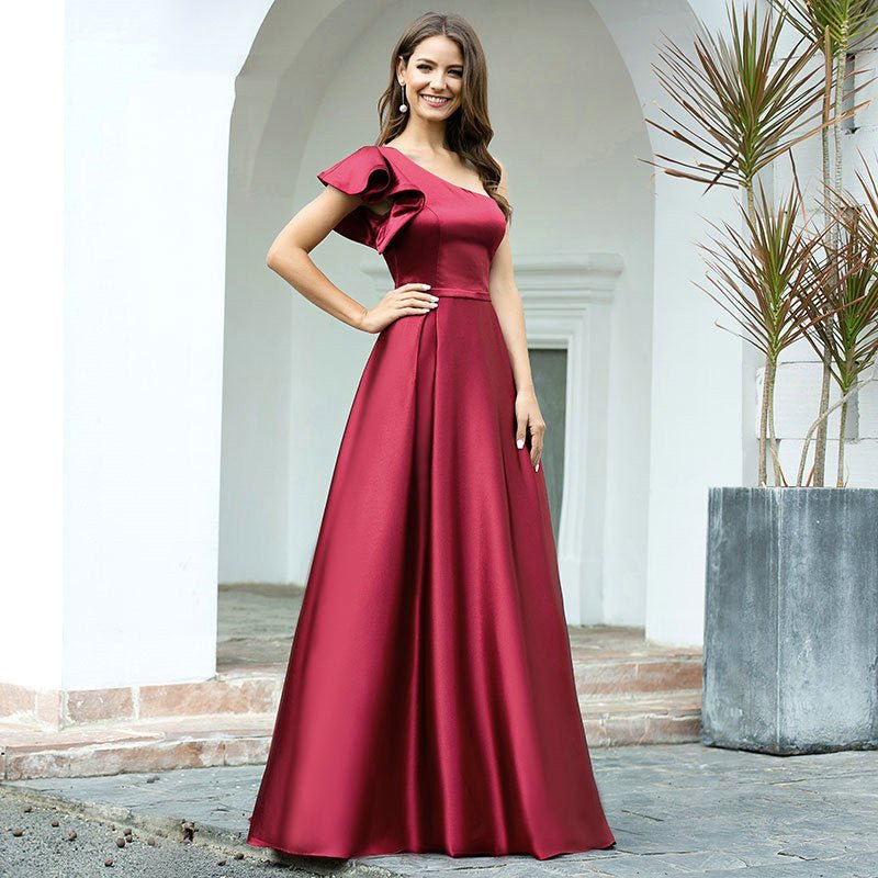 Robe de Mariage en Satin Haut de Gamme - Élégance Slim - Allomarc.com