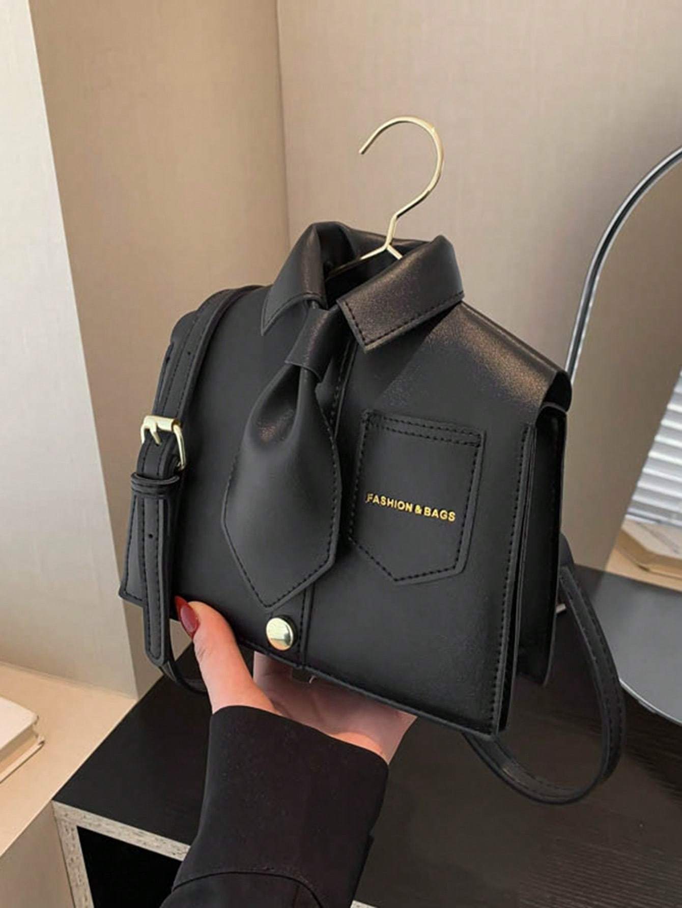 Sac à Bandoulière pour Femmes en Forme Originale, Sac à Épaule Noir avec Rabat, Poche pour Téléphone, Cadeau Intéressant - Allomarc.com