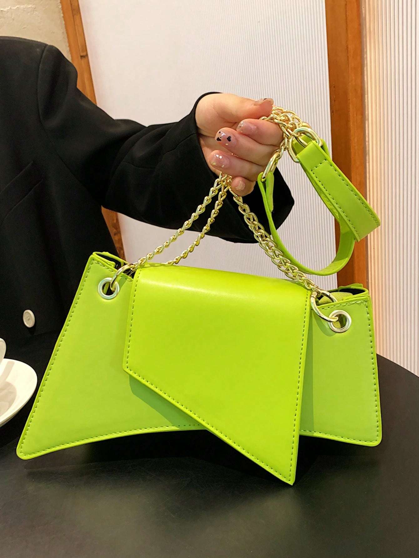 Sac à main en PU cuir texturé vert néon avec motif en pierre - Allomarc.com