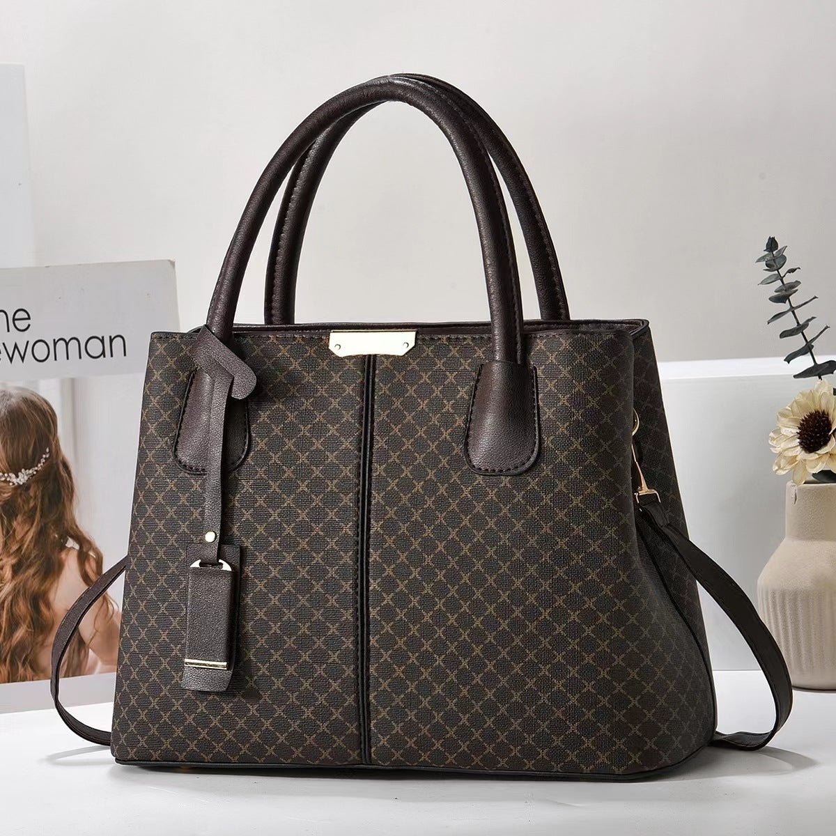 Sac à main imprimé pour femme - Tote portable et croisé pour les mamans modernes - Allomarc.com